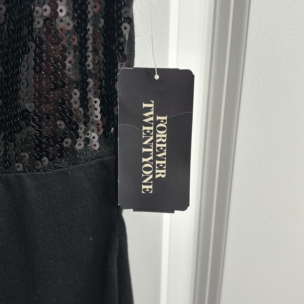 Forever 21 sequin dress - Picture 4 of 4